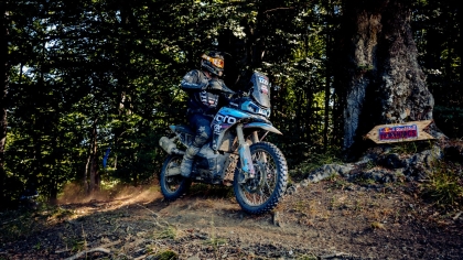 CFMOTO: Ιστορικός θρίαμβος και εντυπωσιακή ελληνική παρουσία στο Red Bull Romaniacs 2026