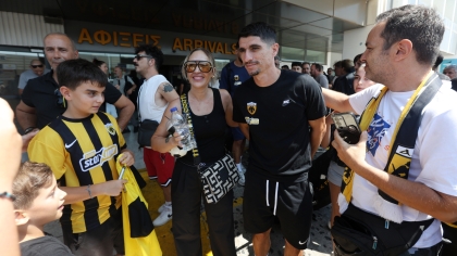 Θερμή υποδοχή για την ΑΕΚ στο αεροδρόμιο του Ηρακλείου 