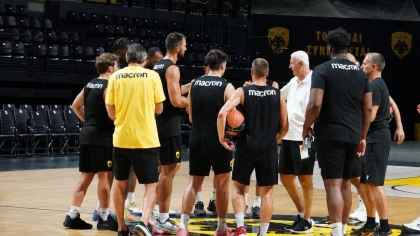 Η ΑΕΚ συμφώνησε με τον Ζερβό και τον στέλνει δανεικό στη Νήαρ Ηστ