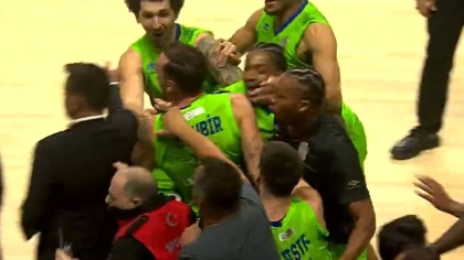 Τι έβαλε; Το ασύλληπτο buzzer beater του Σαϊμπίρ από το... σπίτι του για τη νίκη της Τόφας του Καντσελιέρι!