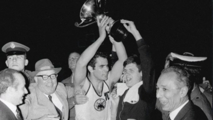 7 Οκτωβρίου 2013: Άφησε την τελευταία του πνοή ο θρύλος της ΑΕΚ, ο «Παγκόσμιος» Γιώργος Αμερικάνος
