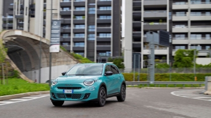 Fiat 600 Hybrid Icon: Στα 24.490 ευρώ με αυτόματο κιβώτιο και δωρεάν το χρώμα