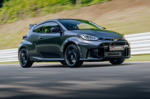 Οδηγήσαμε το Toyota GR Yaris, τον «λευκό ρινόκερο» της αυτοκίνησης