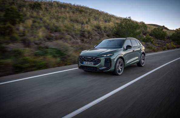 Οδηγήσαμε το ολοκαίνουργιο Audi Q3 SUV: Η premium σταθερά στην καλύτερη στιγμή της