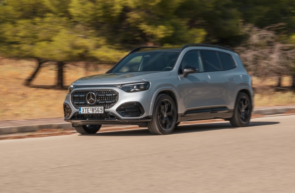 Οδηγήσαμε τη νέα Mercedes-Benz GLB 200 Hybrid: Η οικογενειακή ζωή σε πρώτο πλάνο