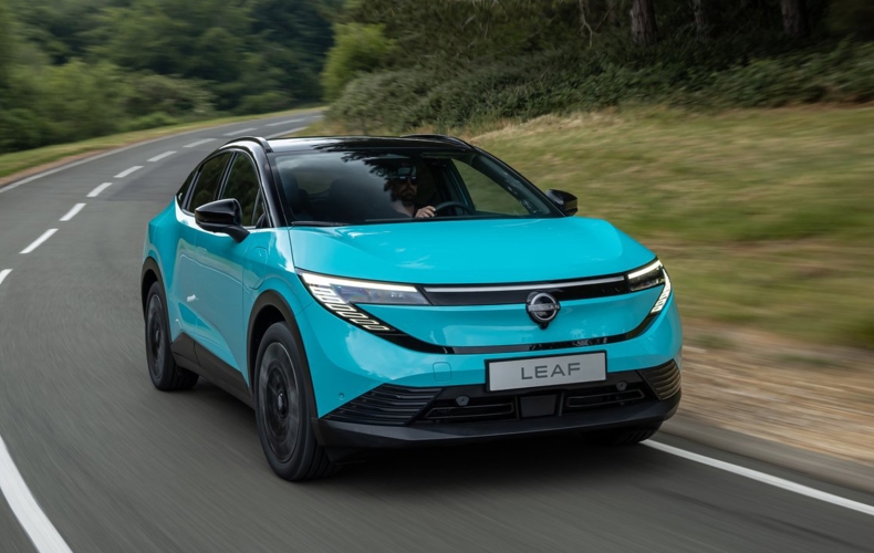 To Nissan Leaf αναδείχθηκε compact Αυτοκίνητο της Χρονιάς