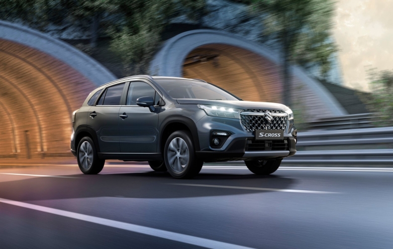 Test Drive Suzuki S-CROSS GLX SUNROOF 6AT 4WD