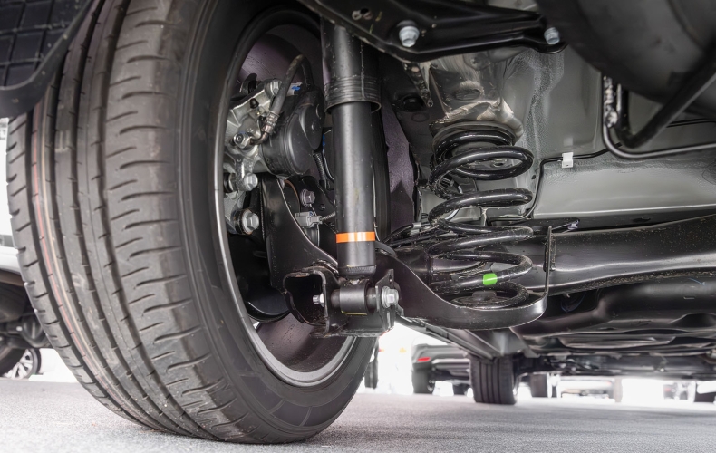 5 σημάδια πως τα αμορτισέρ του αυτοκινήτου σου χρειάζονται αλλαγή
