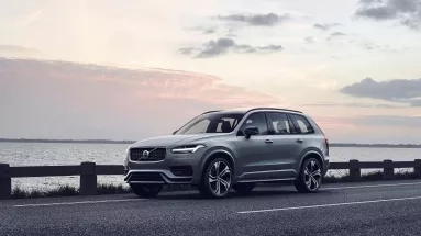 Η Volvo επενδύει στην πλατφόρμα Carwow