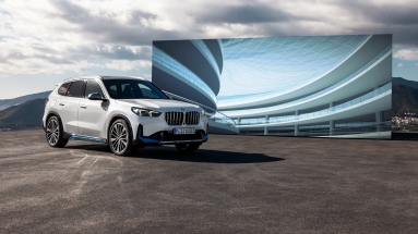 Η νέα ηλεκτρική BMW iX1 δεν γνωρίζει από συμβιβασμούς