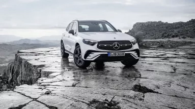 Η νέα Mercedes-Benz GLC έρχεται με κορυφαίες τεχνολογίες σε κάθε τομέα (vid) 