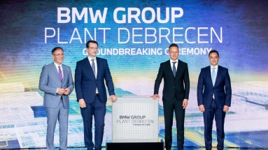 H BMW εγκαινιάζει τη νέα εποχή στην κατασκευή αυτοκινήτων με το ολοκαίνουριο εργοστάσιο στην Ουγγαρία