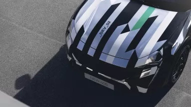 Το νέο Peugeot 408 μετρά αντίστροφα μέχρι την παρουσίασή του