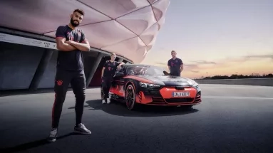 Συλλεκτικό Audi για τα 20 χρόνια συνεργασίας με την Μπάγερν Μονάχου (vid)