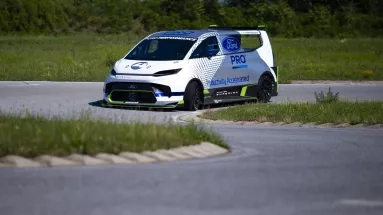 Η Ford στο Pikes Peak με το SuperVan 4