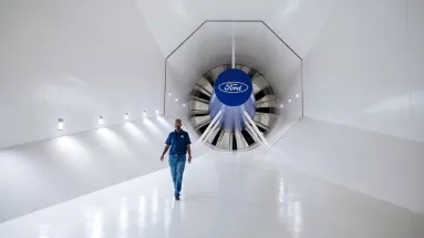 Η εντυπωσιακή αεροδυναμική σήραγγα της Ford (vid)