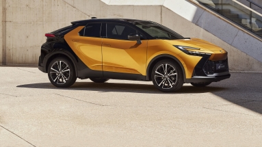 Toyota C-HR: Τιμές και εξοπλισμός του υβριδικού SUV