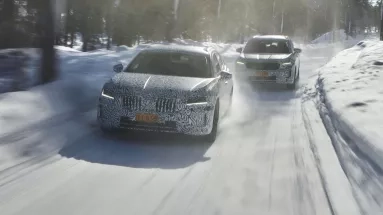 Από το κρύο στη ζέστη τα νέα Skoda Kodiaq και Superb (vid)