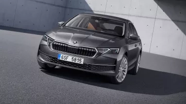 Όσα άλλαξαν στη νέα Octavia, το best seller της Skoda (vid)