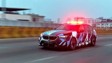 H BMW M5 Touring είναι το νέο Αυτοκίνητο Ασφαλείας του MotoGP για το 2025