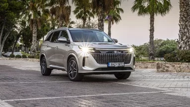 Νέος τιμοκατάλογος DFSK με εκπτώσεις και νέο ηλεκτρικό van