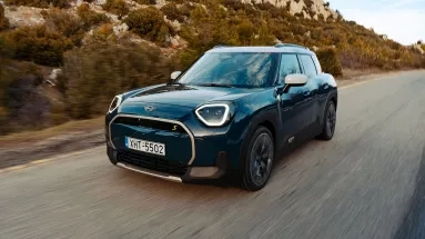 Οδηγήσαμε τον urban επαναστάτη της MINI, το ηλεκτρικό Aceman SE 