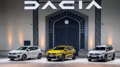 Η Dacia ανεβαίνει επίπεδο χωρίς να αλλάζει χαρακτήρα