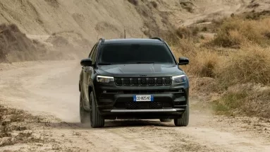 Το Jeep Compass PHEV 4xe τώρα σε απίστευτη τιμή με όφελος 10.000 ευρώ