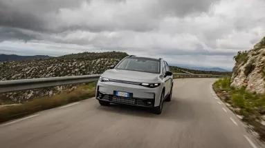 Μεσαίο plug-in SUV με 33.900 ευρώ; Κι' όμως υπάρχει