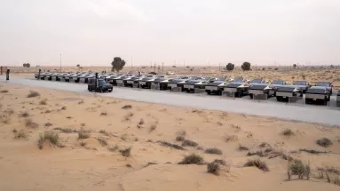 Το Tesla Cybertruck κάνει «απόβαση» στο Ντουμπάι αφού η Αμερική τού γυρνά την πλάτη