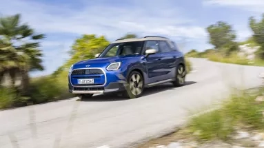 Η MINI ετοιμάζει νέα έκδοση του Countryman E με μεγαλύτερη αυτονομία
