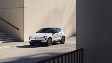 Το Volvo EX30 αποκτά νέα εισαγωγική έκδοση 150 ίππων