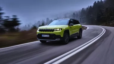 Στην Ελλάδα το νέο Jeep Compass - Αυτές είναι οι εκδόσεις και οι τιμές