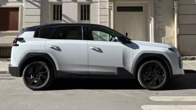 Από την Αθήνα στο Παρίσι με το νέο Citroën C5 Aircross: Όταν η οδήγηση γίνεται εμπειρία