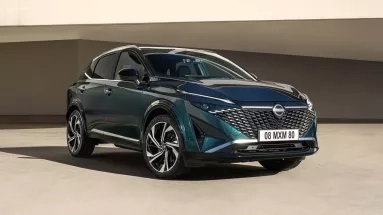 Η Nissan βάζει το Qashqai αντί για την πρίζα στον... πάγο