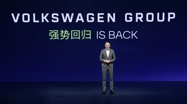«Πόλεμος» στη Volkswagen: Ο Μπλούμε σχεδιάζει να παρακάμψει το ΔΣ