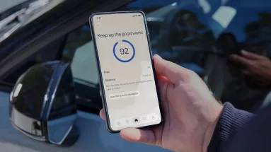 Volvo Safety Coach: Η νέα εφαρμογή που βελτιώνει την οδήγηση και μειώνει το κόστος ασφάλισης