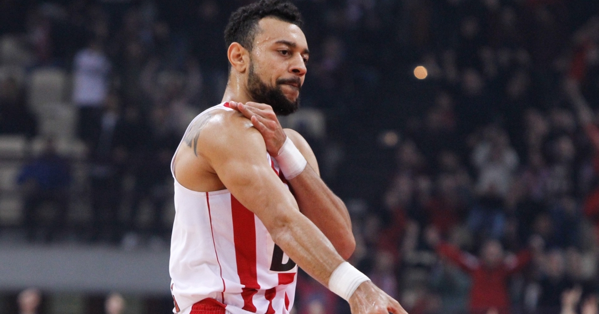 Olympiacos: Gus is the “Red and White” player.