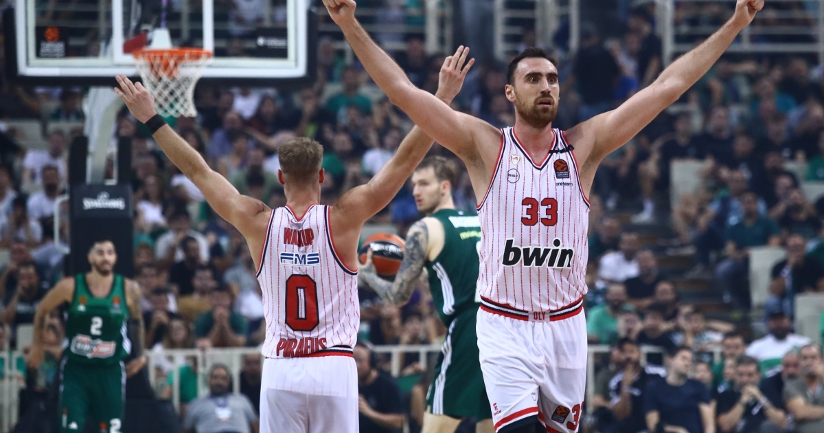 Panathinaikos – Olympiacos 78-88: The “red and white” giants.