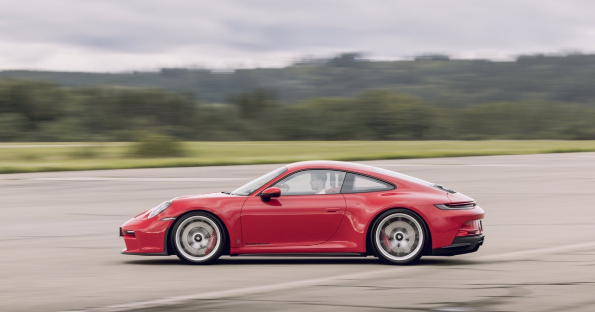 Porsche: 911 GT3 makes mountains tremble (video)