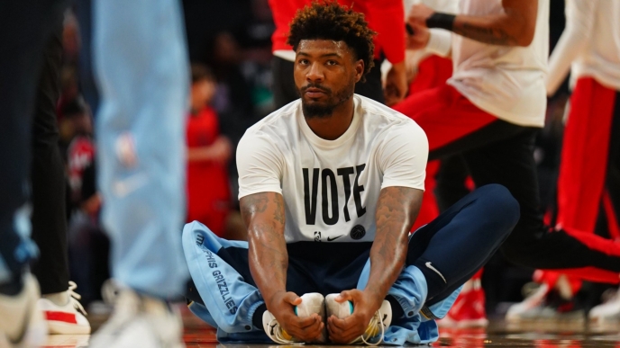 Ο Μάρκους Σμαρτ.