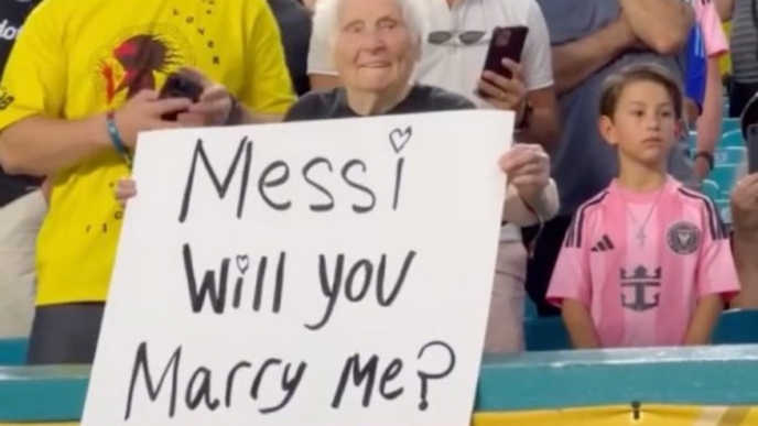 messi grandma