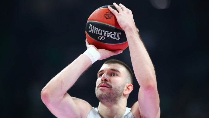 Ο Νίκος Ρογκαβόπουλος με την φανέλα της Μπασκόνια