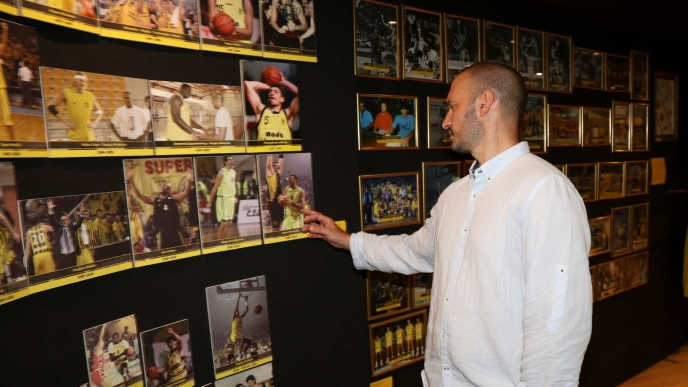 Η ξενάγηση του Κάραϊτσιτς στο Nick Galis Hall μέσα από την κάμερα της ΚΑΕ Άρης (vid)