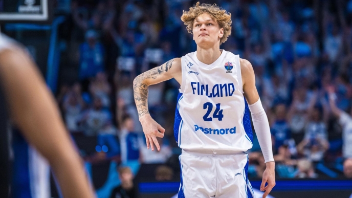 Το αγόρι με τα τατουάζ