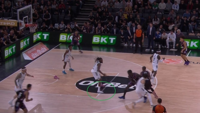 Κένεθ Φαρίντ