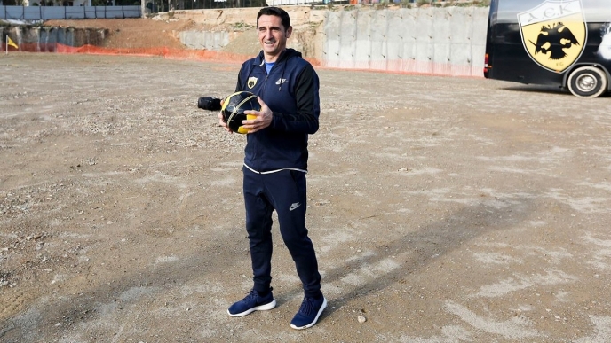 Ο Μανόλο Χιμένεθ στη Νέα Φιλαδέλφεια