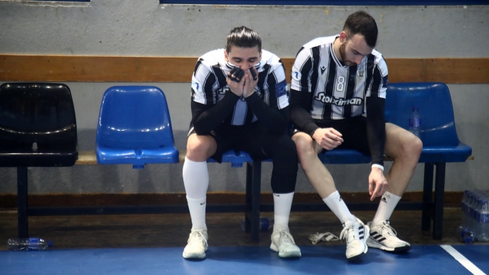  Ο ΠΑΟΚ προηγήθηκε μέχρι και με διαφορά επτά γκολ επί της Μπεσίκτας, όμως στο τέλος επικράτησε με 29-26 στη Μίκρα και με συνολικό σκορ 55-54 έμεινε εκτός συνέχειας στο EHF European Cup.