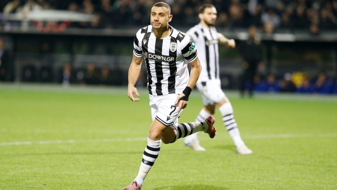 «Η Οβιέδο θέλει τον Γιακουμάκη από τώρα»