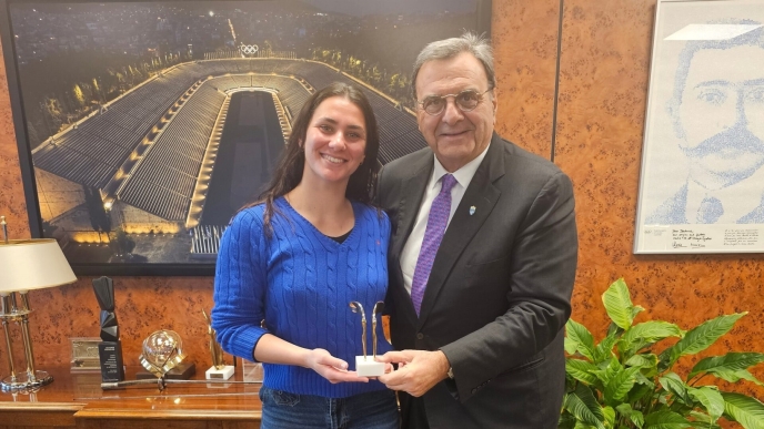 Ο Ισίδωρος Κούβελος συνεχάρη τη Φωτεινή Τριχά